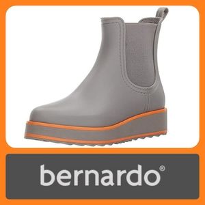 bernardo willa rain boot